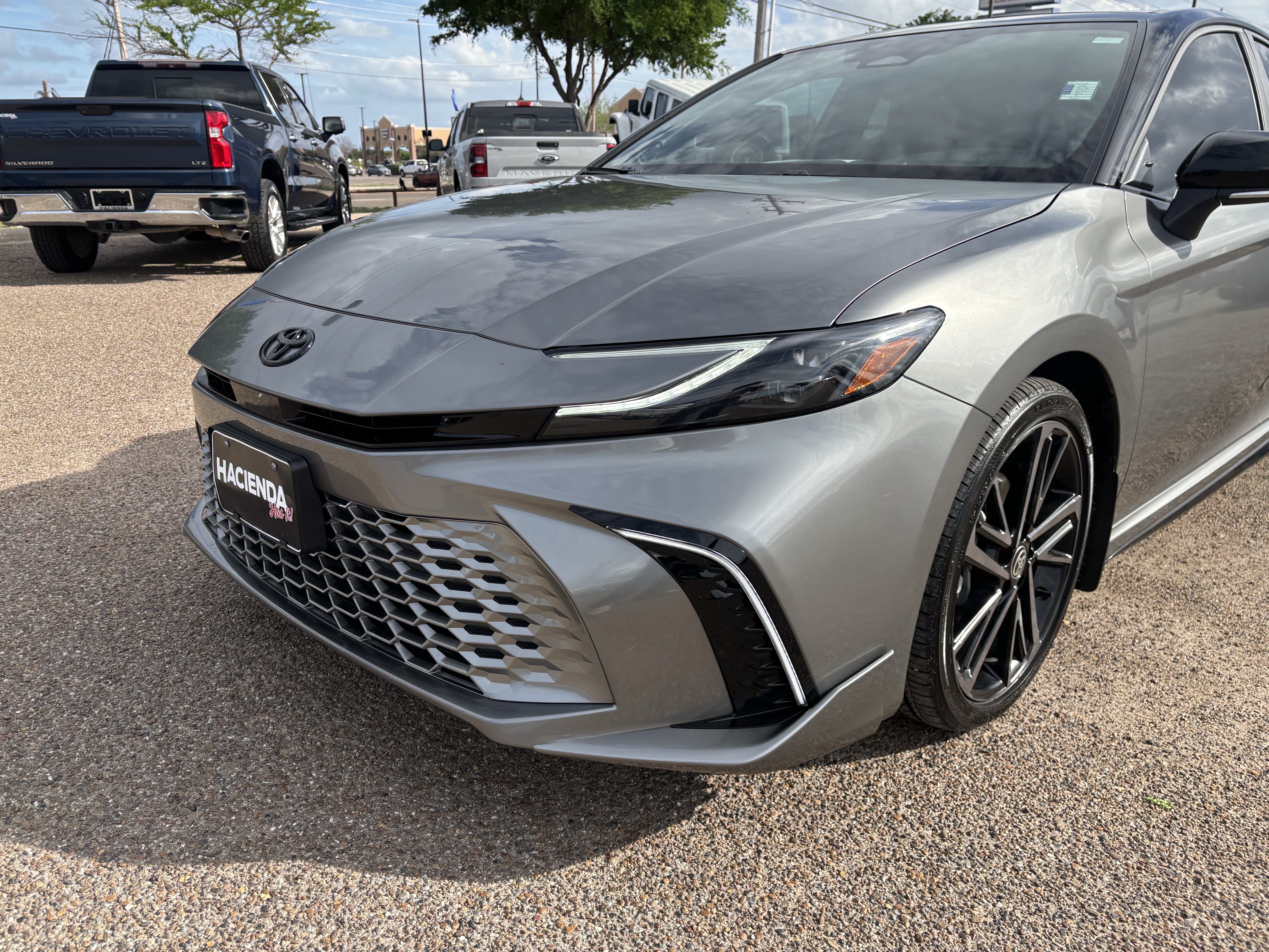 Used 2026 Toyota Camry XSE w/ Premium Package FWD image 8