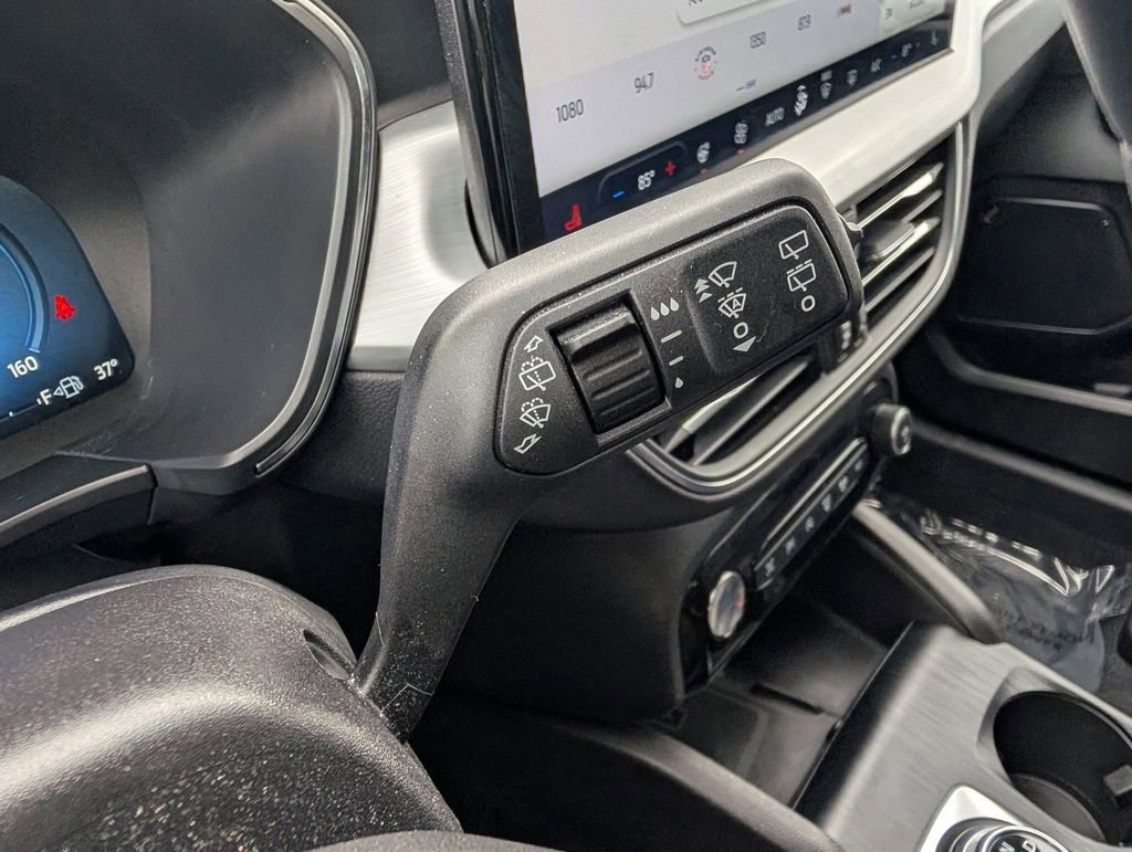 Certified 2023 Ford Escape Platinum w/ Premium Technology Package image 24
