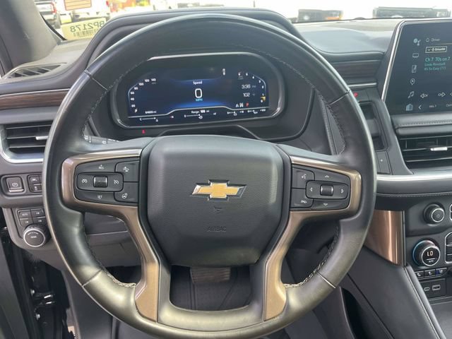 Used 2023 Chevrolet Suburban High Country AWD/4WD image 23
