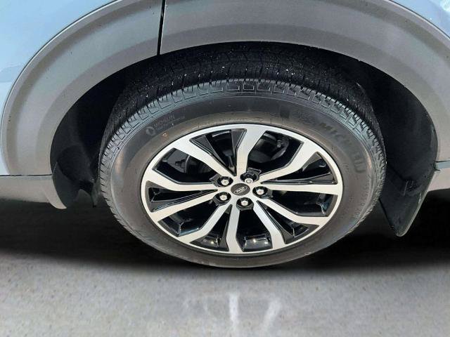 Certified 2025 Ford Explorer ST-Line AWD/4WD image 31