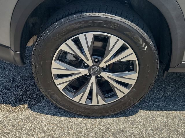 Used 2023 Nissan Rogue SV AWD/4WD image 6