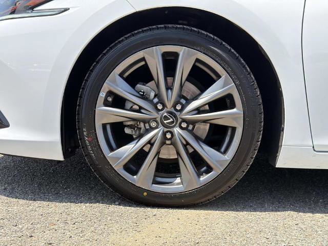 Used 2019 Lexus ES 350 F Sport w/ Accessory Package 2 FWD image 30
