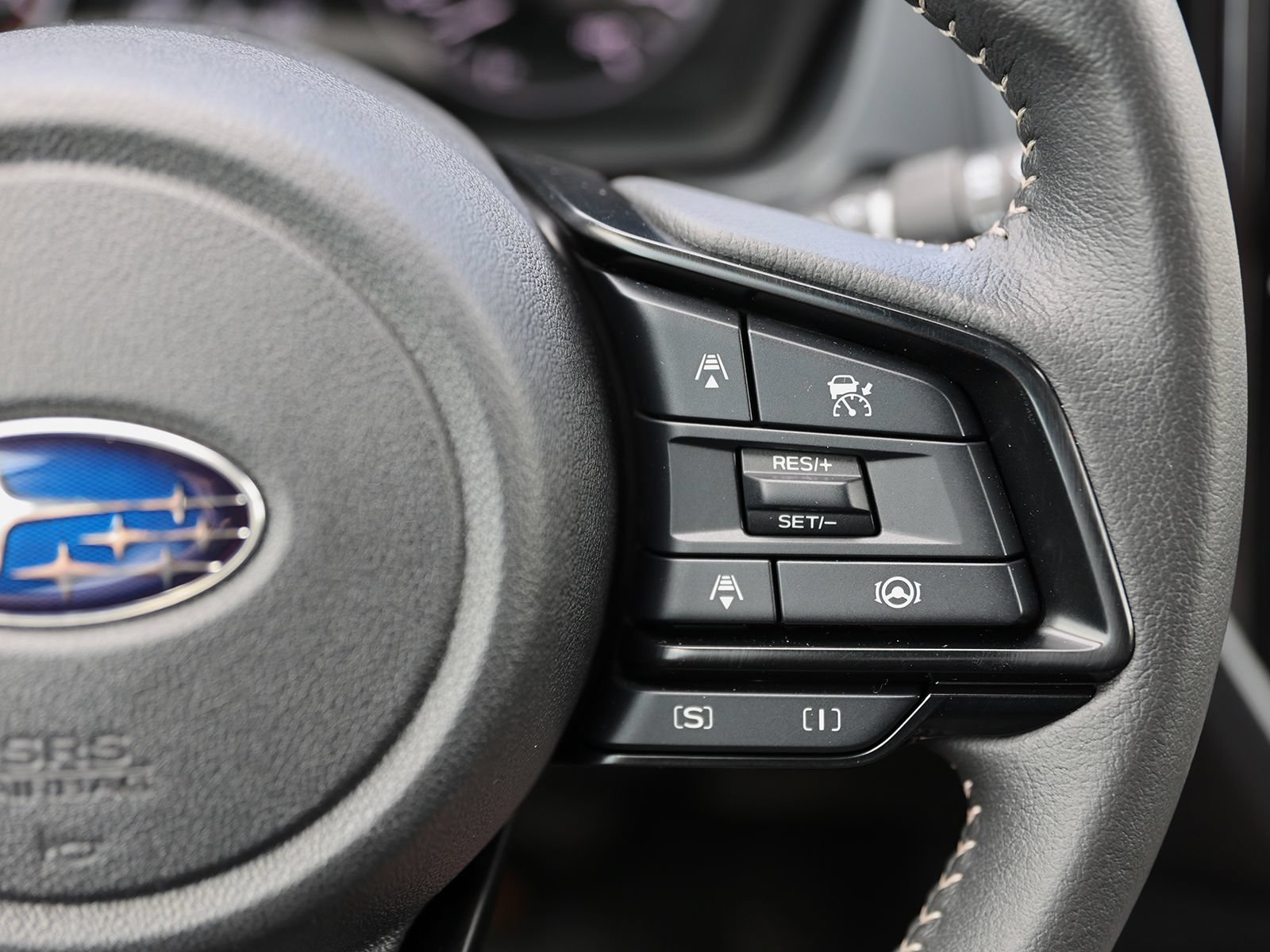 Used 2025 Subaru Forester Premium AWD/4WD image 38