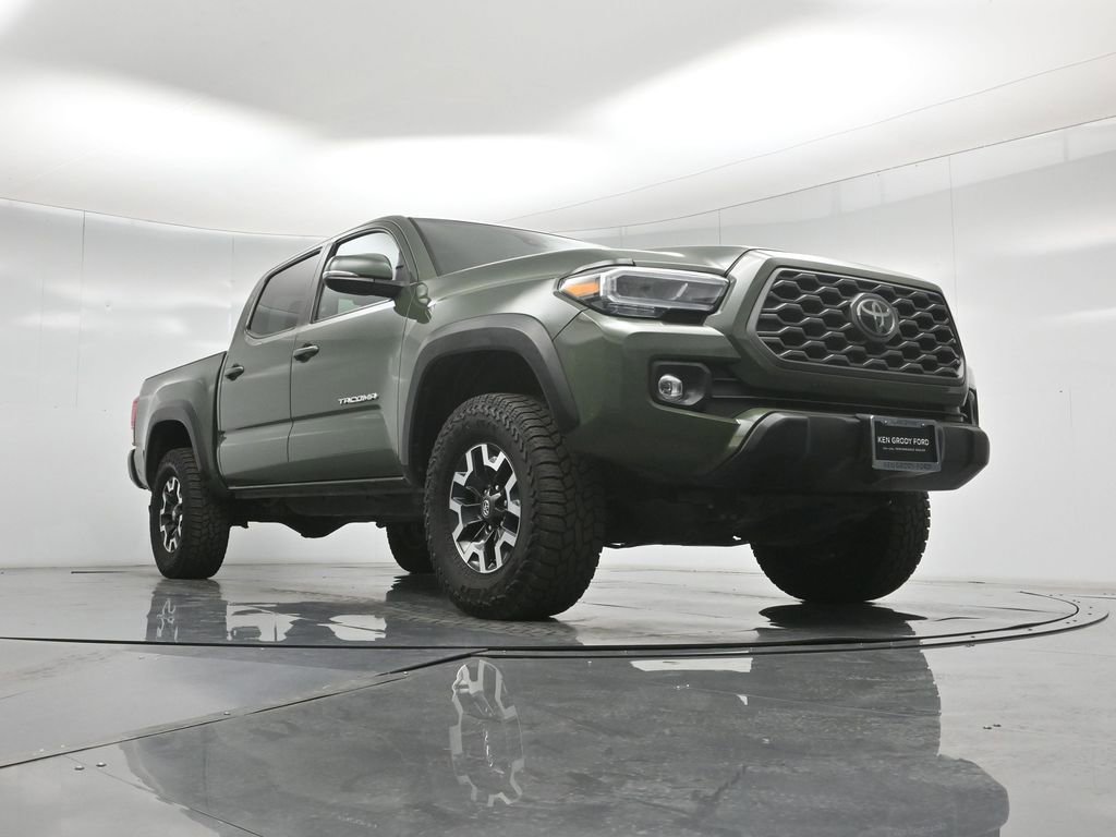 Used 2022 Toyota Tacoma TRD Off-Road w/ Technology Package RWD image 48