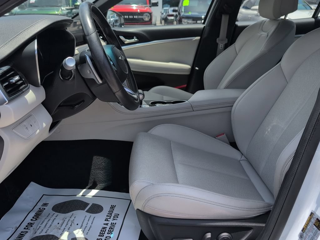 Used 2025 Genesis G70 2.5T AWD/4WD image 8