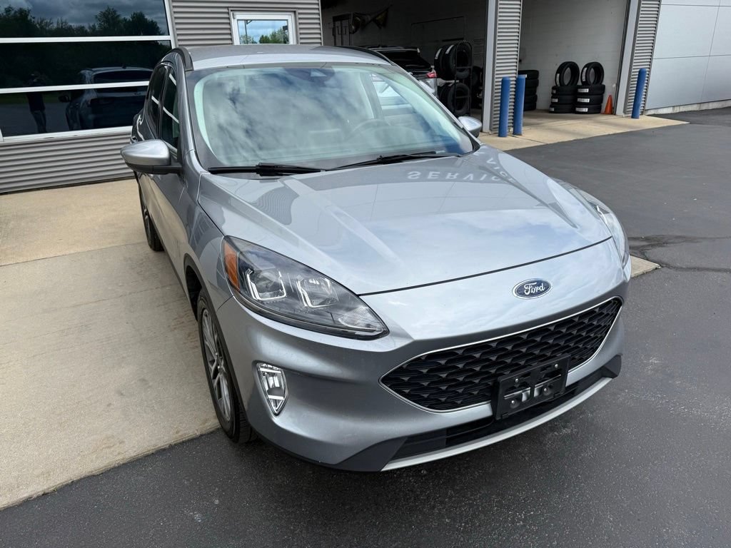 Certified 2021 Ford Escape SEL AWD/4WD image 3