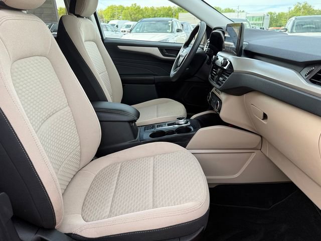Certified 2022 Ford Escape SE FWD image 22