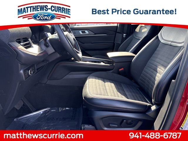Certified 2025 Ford Explorer ST-Line w/ ST-Line Street Pack image 9