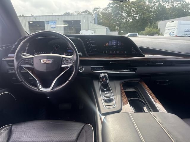 Used 2021 Cadillac Escalade Premium Luxury image 14