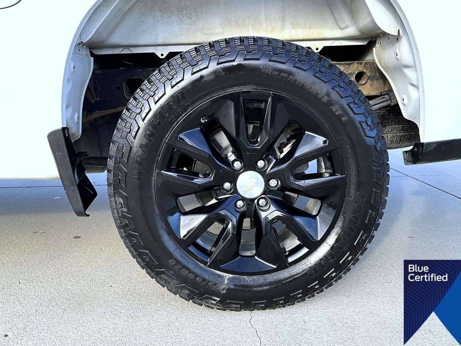 Used 2023 Chevrolet Silverado 1500 Custom RWD image 25