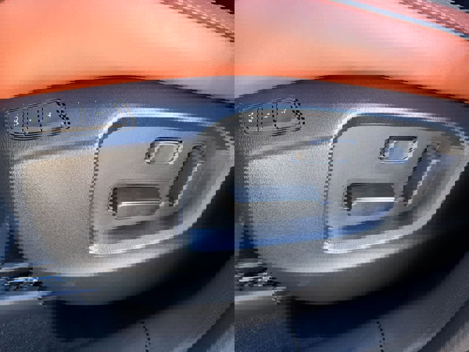 Used 2025 MAZDA CX-5 Carbon Edition image 18