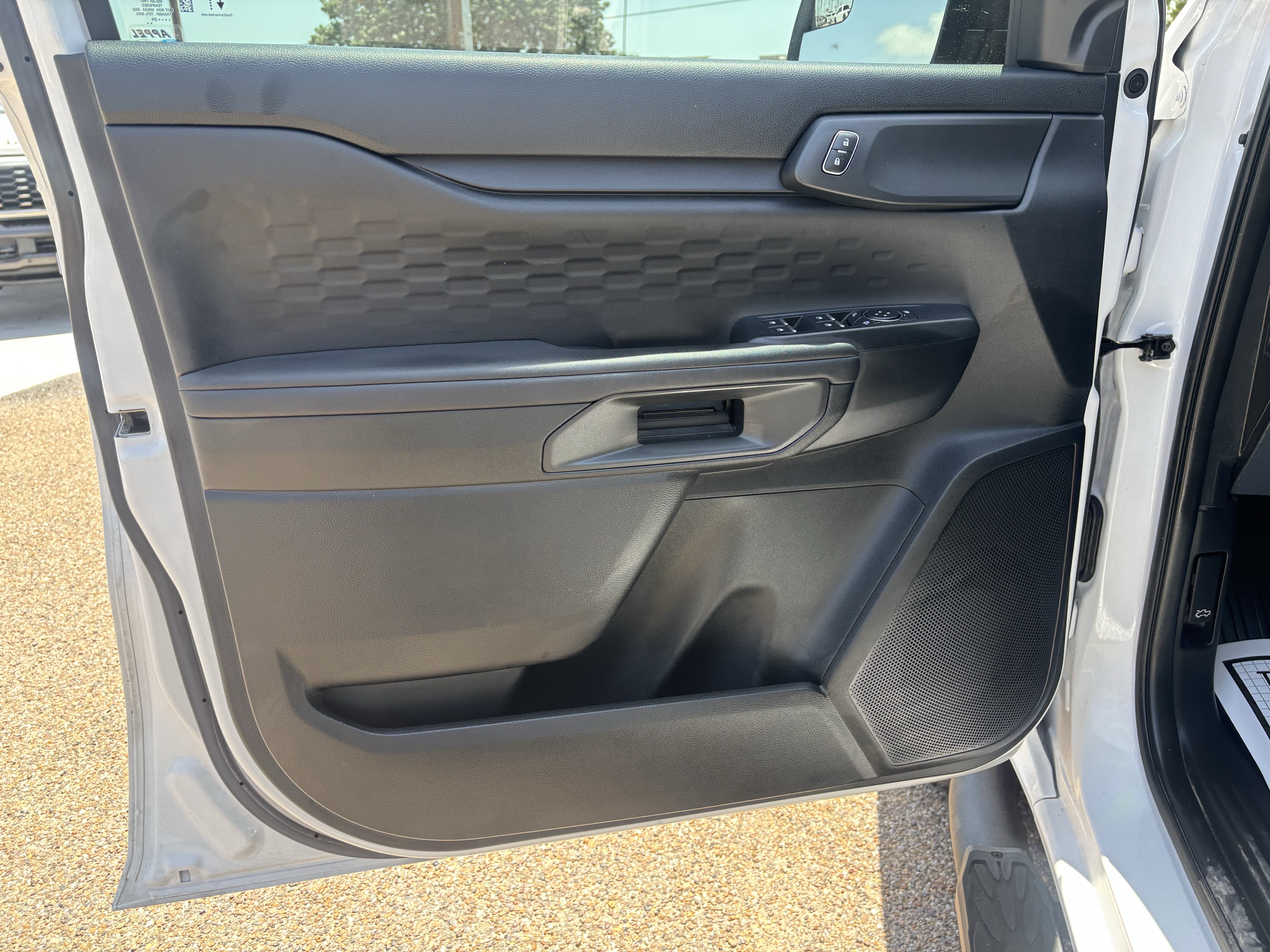Certified 2024 Ford Ranger XL RWD image 9