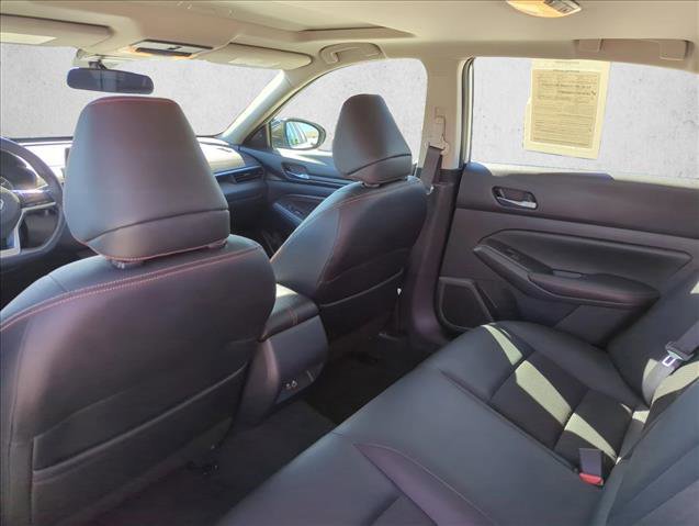 Used 2020 Nissan Altima 2.5 SR w/ Premium Package image 18