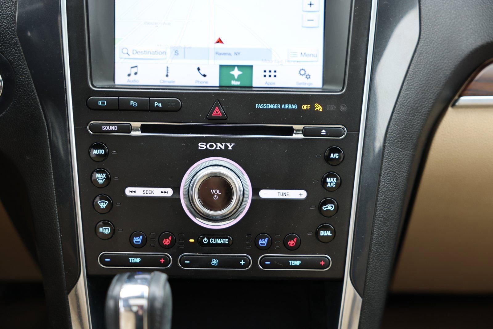 Certified 2017 Ford Explorer Limited w/ Equipment Group 301A image 26