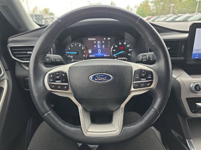 Certified 2023 Ford Explorer XLT w/ Equipment Group 202A AWD/4WD image 25