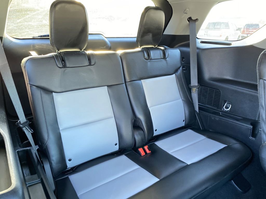 Certified 2023 Ford Explorer XLT w/ Equipment Group 202A image 41