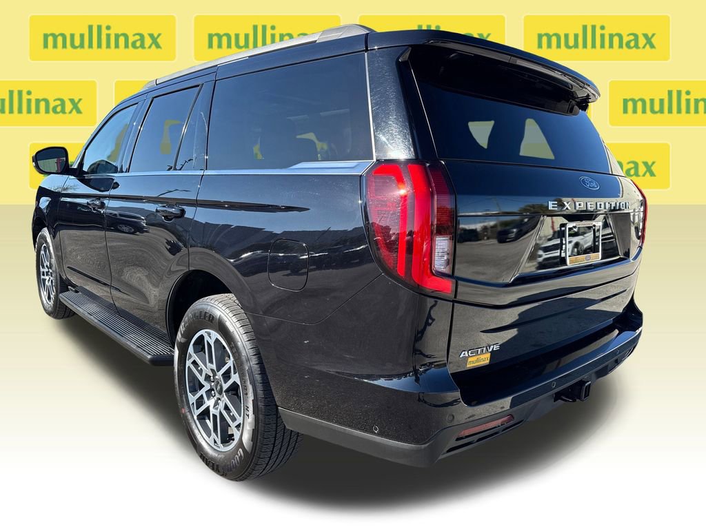 Certified 2025 Ford Expedition Active image 10