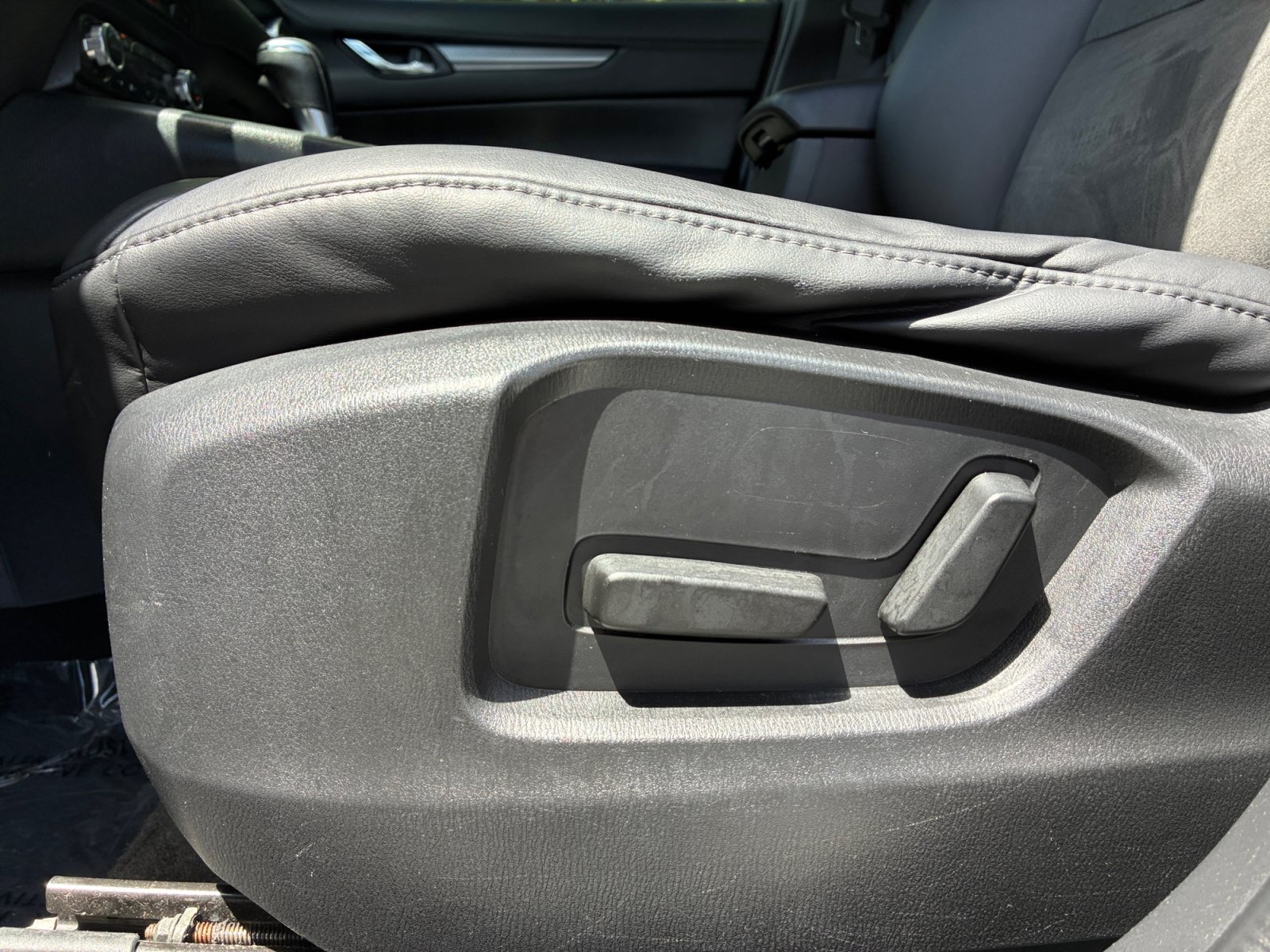 Used 2017 MAZDA CX-5 Touring FWD image 14