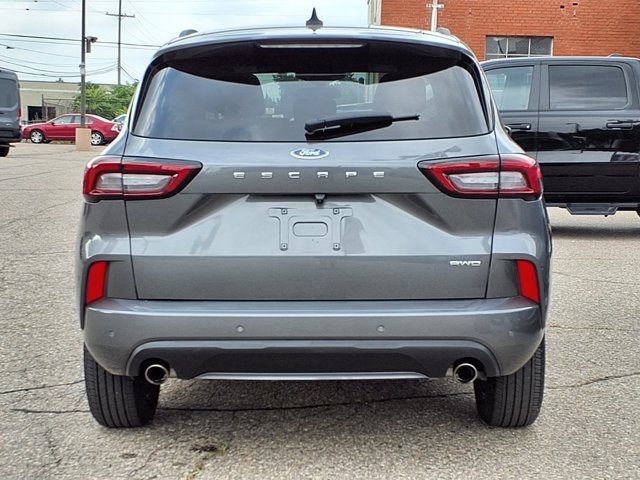 Certified 2024 Ford Escape ST-Line w/ Tech Pack #1 AWD/4WD image 23