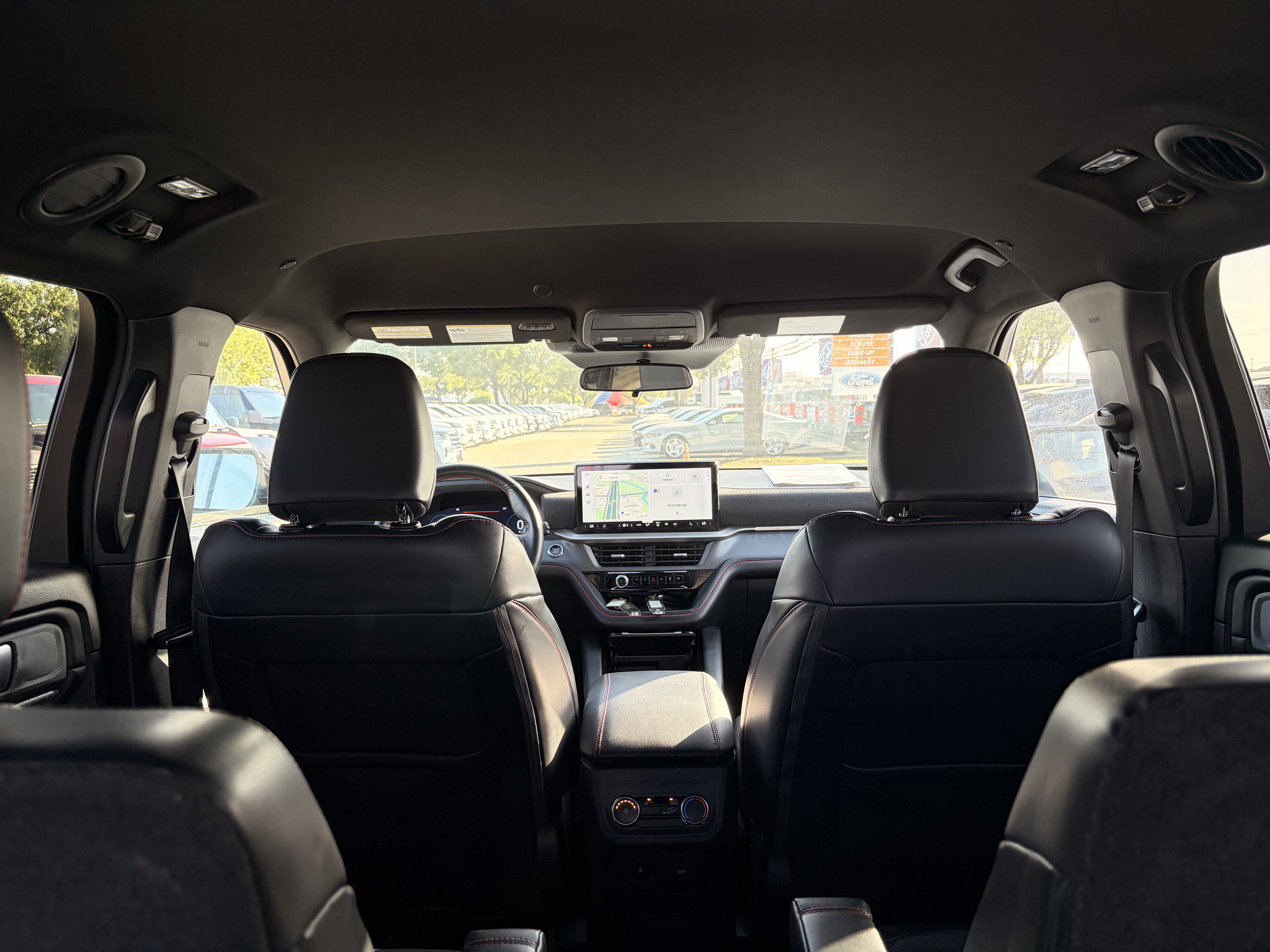 Certified 2025 Ford Explorer ST-Line AWD/4WD image 10
