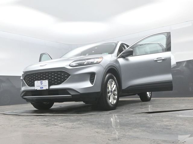 Certified 2022 Ford Escape SE AWD/4WD image 30