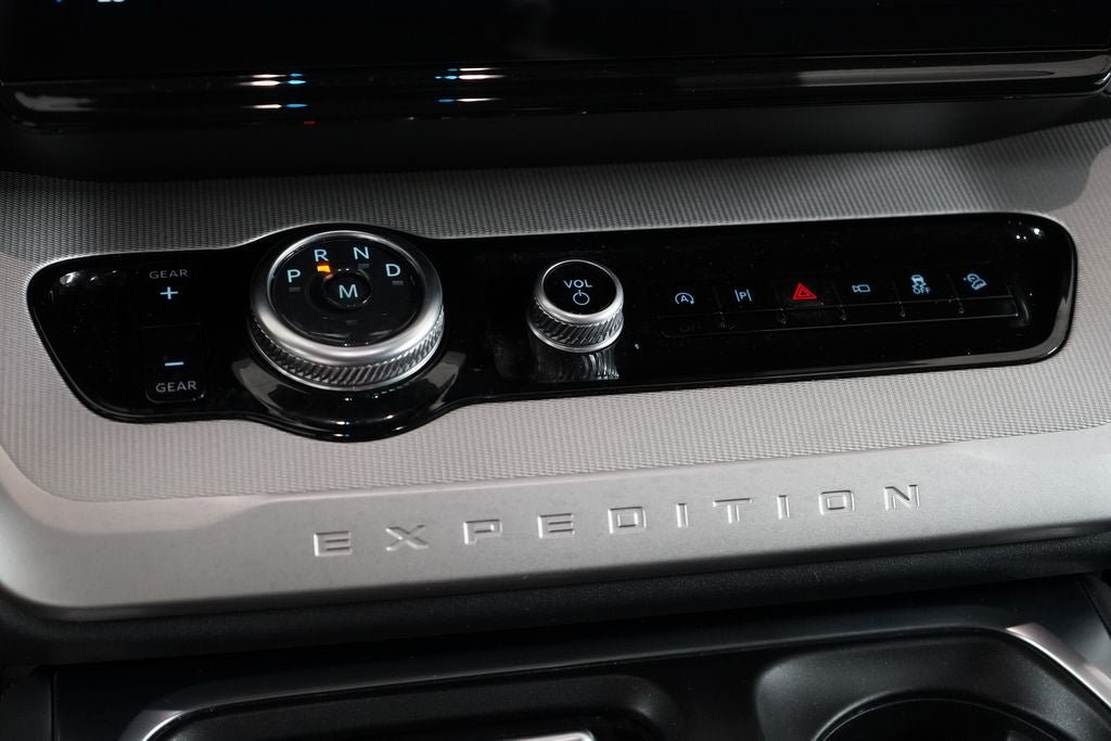 Certified 2025 Ford Expedition Max Active AWD/4WD image 27