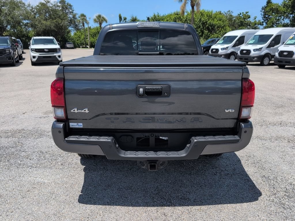 Used 2023 Toyota Tacoma SR5 AWD/4WD image 4