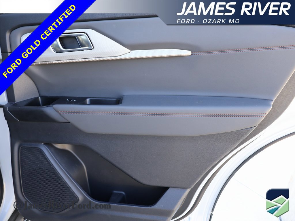 Certified 2025 Ford Explorer Active image 11