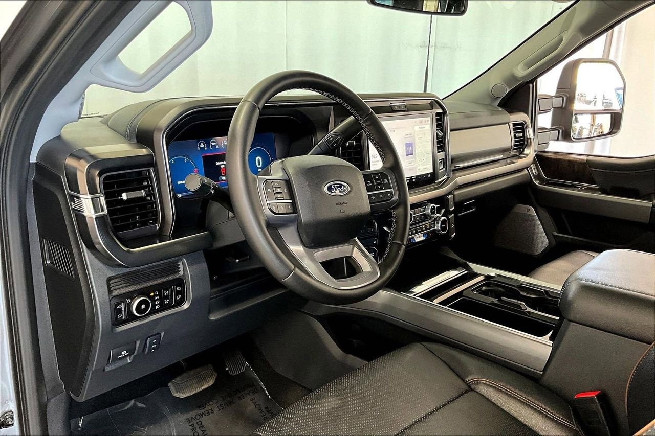 Certified 2025 Ford F350 Lariat AWD/4WD image 15