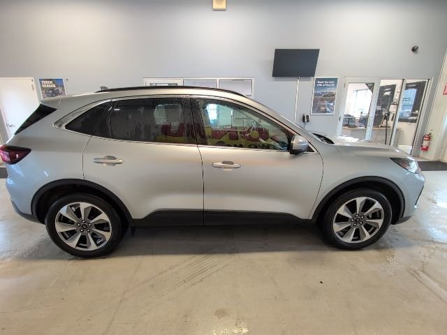 Certified 2023 Ford Escape Platinum image 6