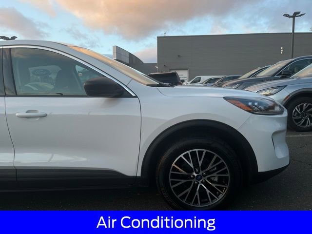 Certified 2022 Ford Escape SE w/ Convenience Package image 11