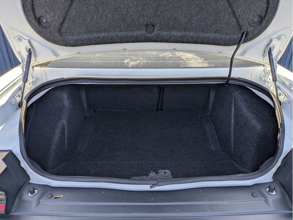 Used 2023 Dodge Challenger SXT w/ Blacktop Package image 10