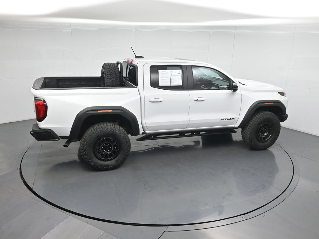 Used 2024 GMC Canyon AT4X w/ AT4X AEV Edition AWD/4WD image 40