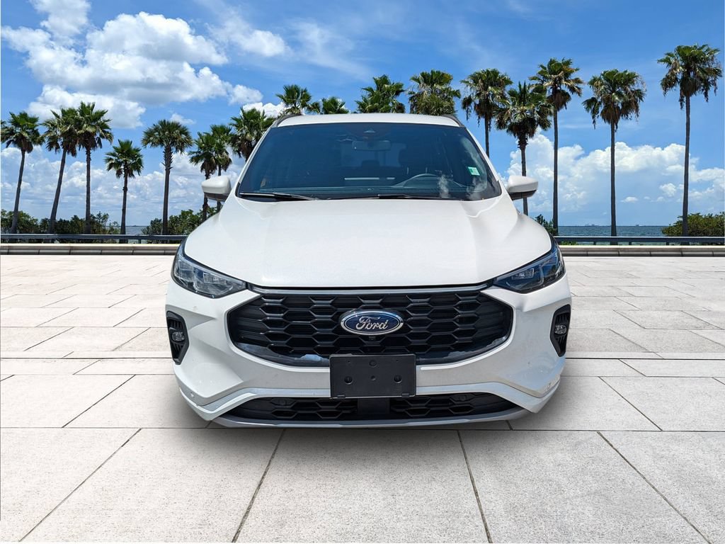 Certified 2025 Ford Escape ST-Line Elite w/ Premium Technology Package AWD/4WD image 3