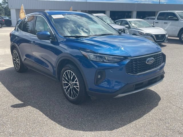 Certified 2023 Ford Escape SE w/ PHEV Premium Package FWD image 7