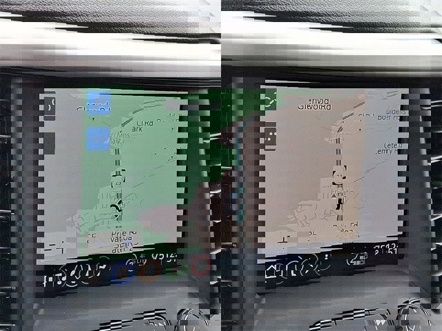 Used 2023 GMC Acadia SLE w/ Driver Convenience Package image 11