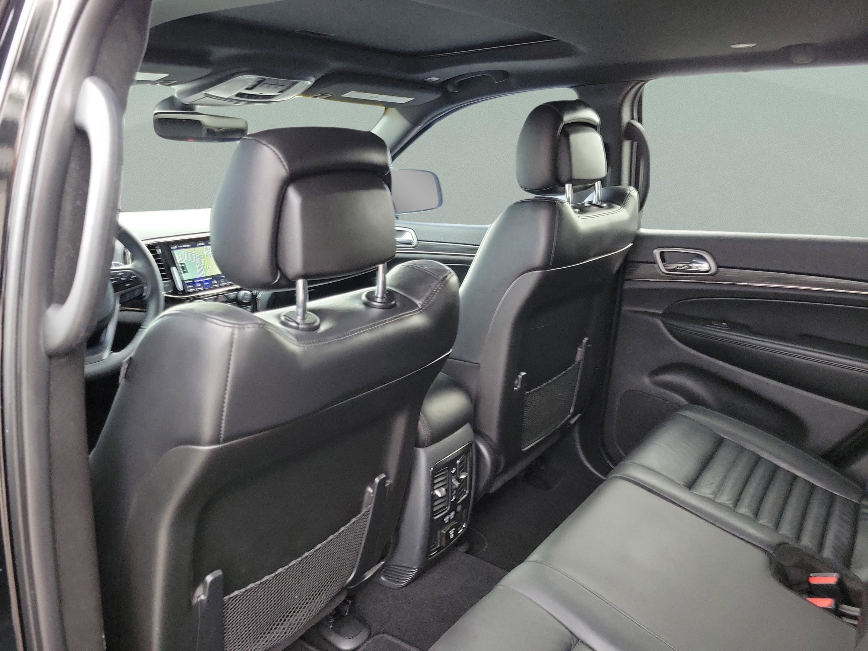 Used 2020 Jeep Grand Cherokee Limited X image 15