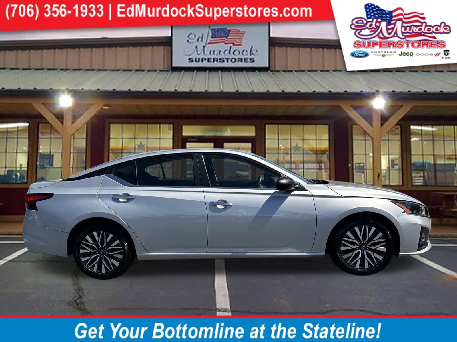Used 2024 Nissan Altima 2.5 SV FWD image 1