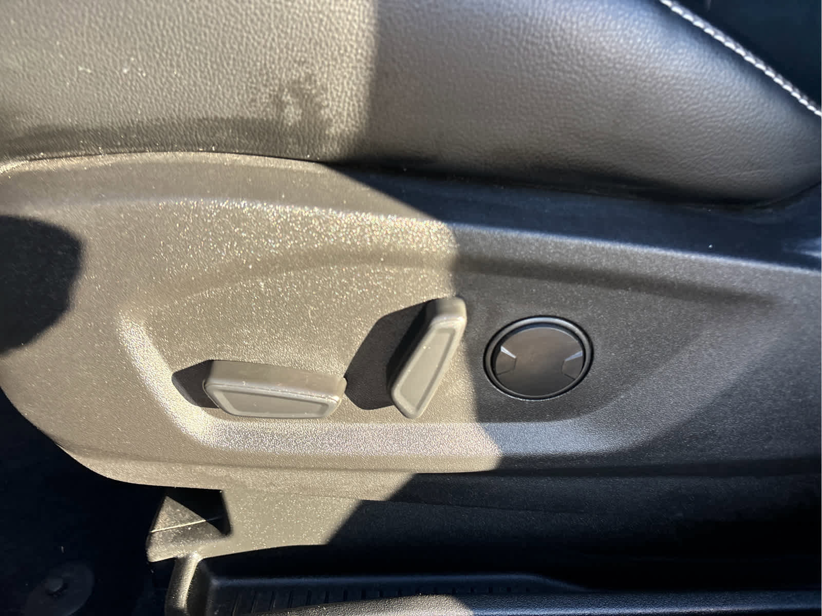 Certified 2022 Ford Edge ST image 12