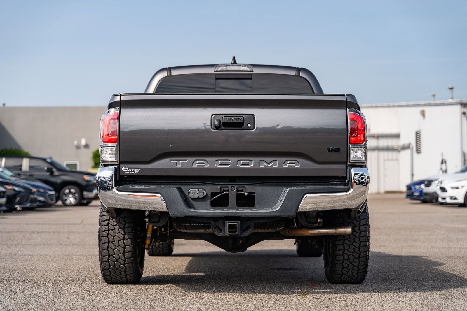 Used 2021 Toyota Tacoma TRD Off-Road AWD/4WD image 6