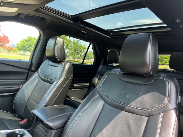 Certified 2023 Ford Explorer ST w/ Equipment Group 401A AWD/4WD image 17