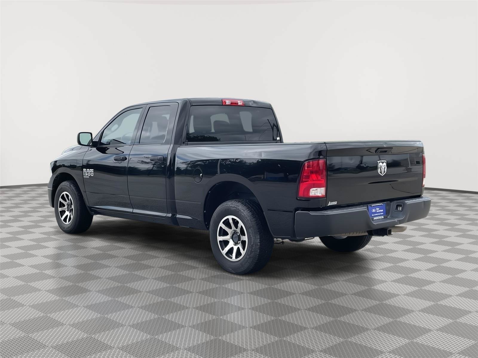 Used 2019 RAM 1500 Tradesman RWD image 9