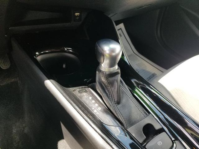 Used 2019 Toyota C-HR XLE FWD image 14