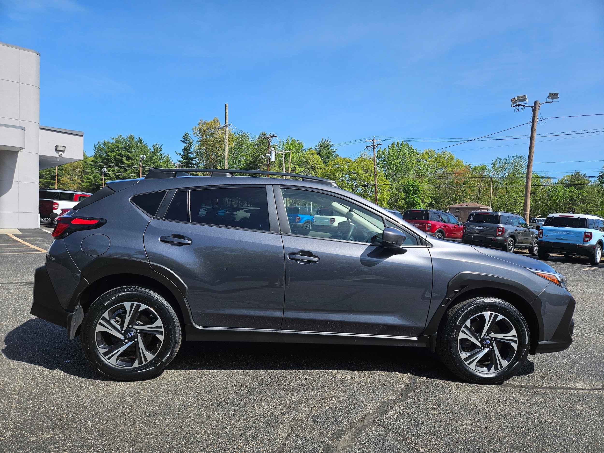 Used 2024 Subaru Crosstrek 2.0i Premium AWD/4WD image 4
