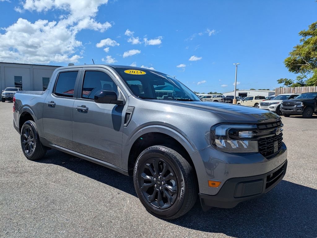 Certified 2024 Ford Maverick Lariat w/ Black Appearance Package image 8