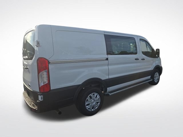 Certified 2025 Ford Transit 250 Low Roof w/ Exterior Upgrade Package RWD image 3