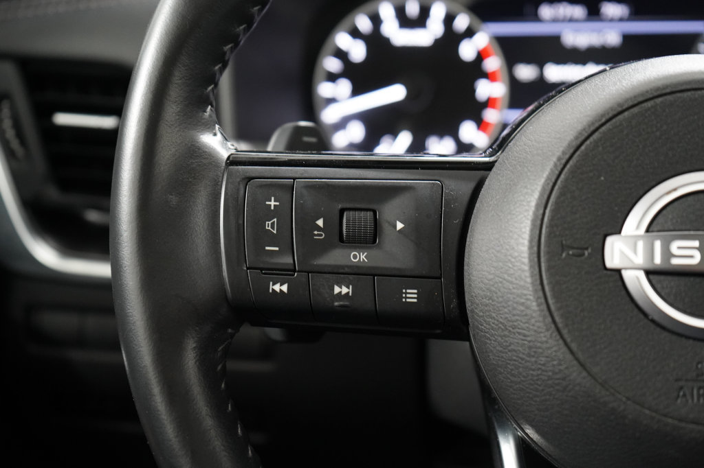 Used 2023 Nissan Rogue SV w/ SV Premium B Package AWD/4WD image 15