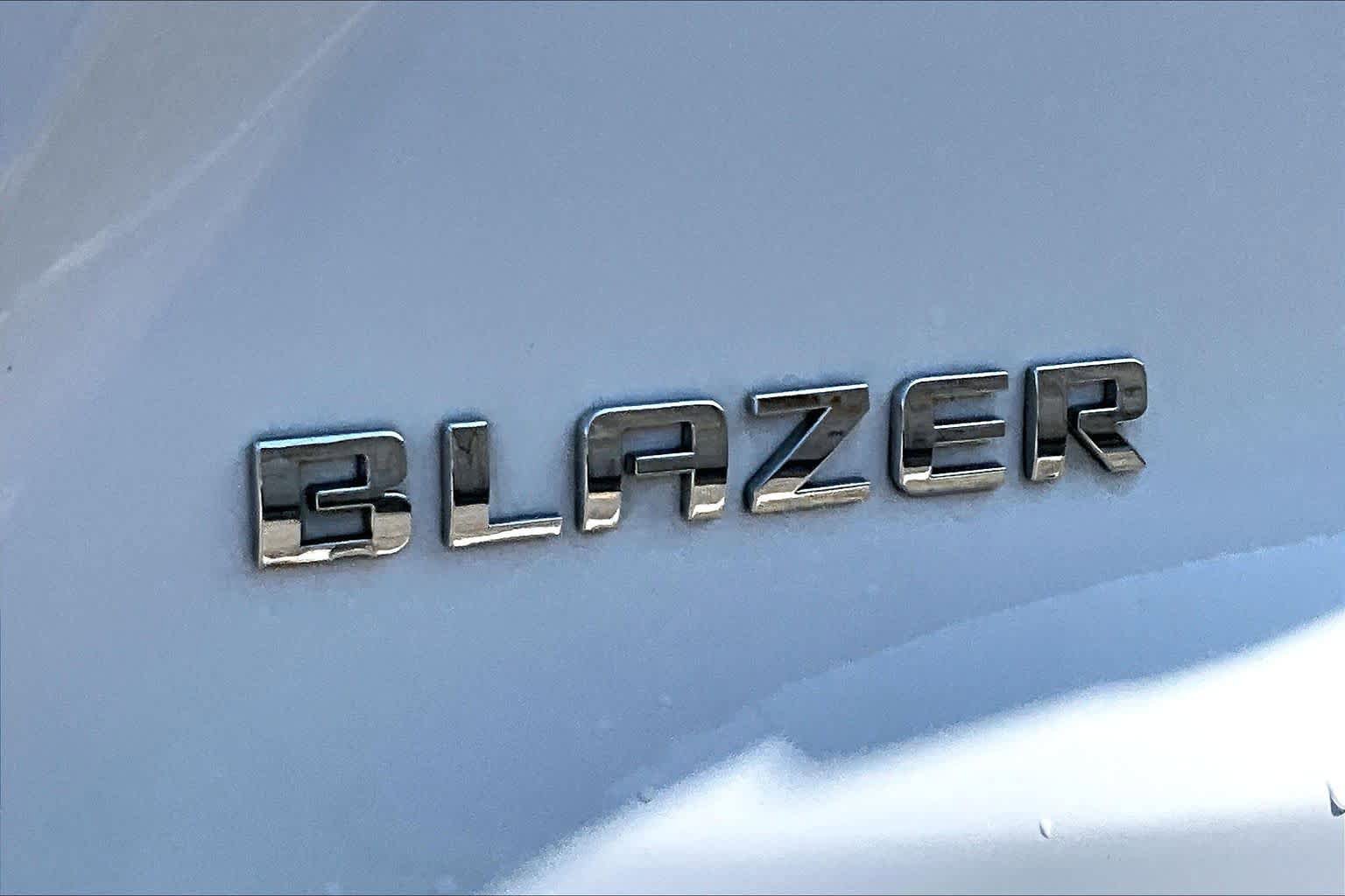 Used 2023 Chevrolet Blazer LT w/ Driver Confidence Package FWD image 12