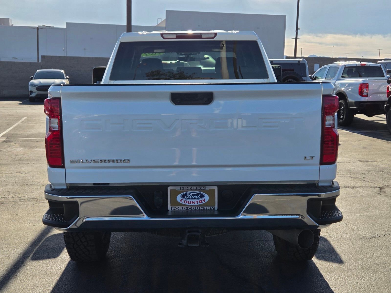 Used 2021 Chevrolet Silverado 2500 LT w/ Z71 Off-Road Package image 4