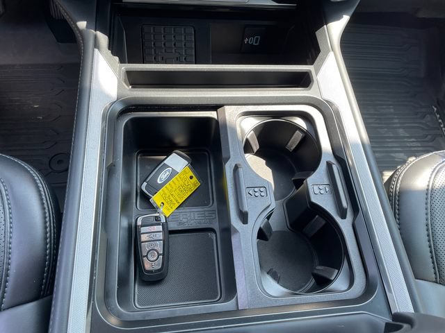 Certified 2025 Ford F450 Platinum w/ FX4 Off-Road Package AWD/4WD image 36